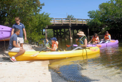 Family Get Out in Rental Kayaks at Pennekamp